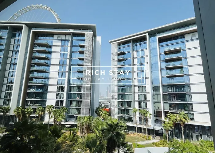 Crystal Clear 1Br In Blue Waters With Ain View